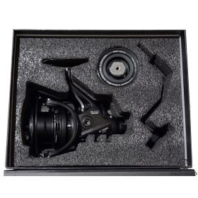   Haldorádó Black Edition BC 14000 LCS Freilaufrolle für Großkarpfen mit Ersatzspule, in einer Geschenkbox