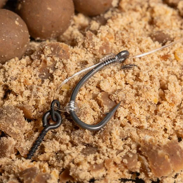 Nash Fluorocarbon D-Rig 4 Vorfachhaken ohne Widerhaken und mit Öse